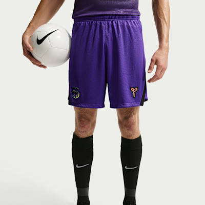 Nike FC Barcelona 2026/27 Stadyum Deplasman Kobe Dri-FIT Erkek Futbol Taraftar Şortu görsel 2