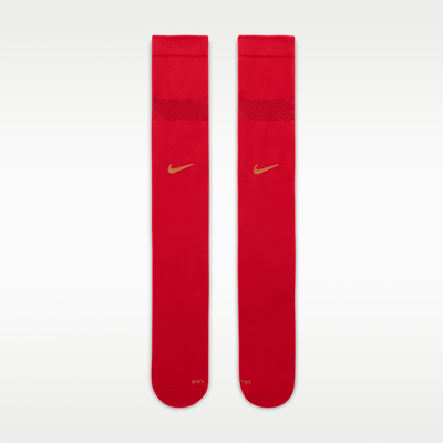 Nike FFF VaporFast İç Saha Nike Dri-FIT ADV Diz Boyu Futbol Çorapları görsel 2