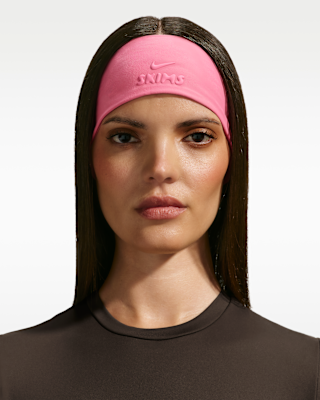 NikeSKIMS Women display picture 1