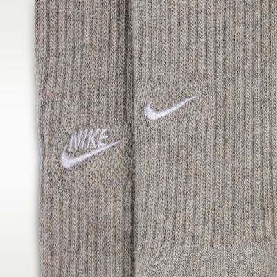 ถุงเท้าข้อยาว Nike Everyday Cushioned (2 คู่)