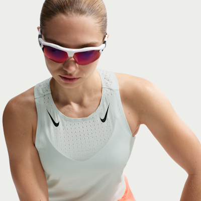 Nike AeroSwift Dri-FIT ADV Kadın Koşu Atleti görsel 3