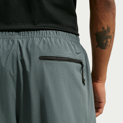 Nike Tech Helios Dri-FIT Erkek Şortu görsel 3