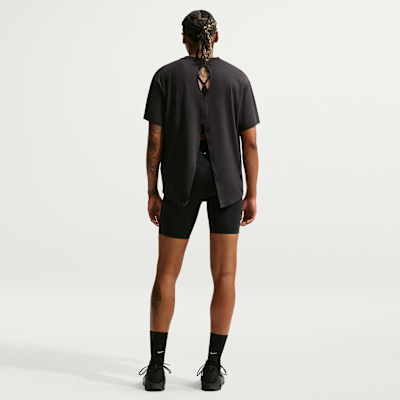 Nike One Dri-FIT Kısa Kollu Kadın Üstü görsel 5