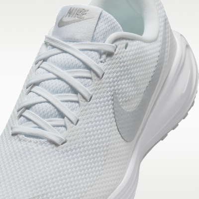 Tenis de correr en pavimento para mujer (extraanchos) Nike Revolution 8