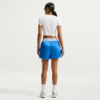Nike Sportswear Bol Kesimli Normal Belli Saten Kadın Şortu görsel 5