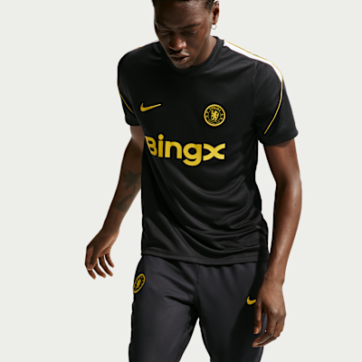 Nike Chelsea FC Strike Nike Dri-FIT Kısa Kollu Erkek Futbol Üstü görsel 3