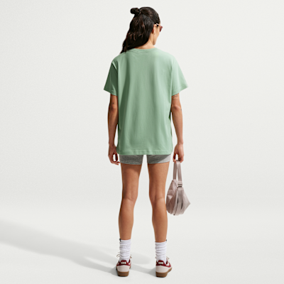 Nike Sportswear Classic Bol Kadın Tişörtü görsel 5