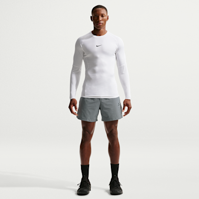 Nike Pro Training Dri-FIT 15 cm Erkek Şortu