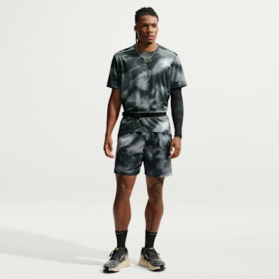 Nike Miler Dri-FIT Kısa Kollu Erkek Koşu Üstü görsel 4