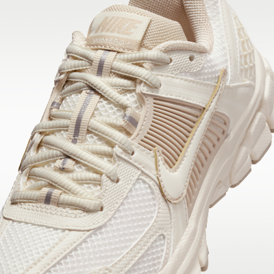 Nike Vomero 5 大童反光裝飾鞋款