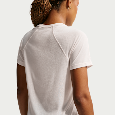 Nike ACG Dri-FIT Kısa Kollu Kadın Arazi Koşusu Üstü görsel 2