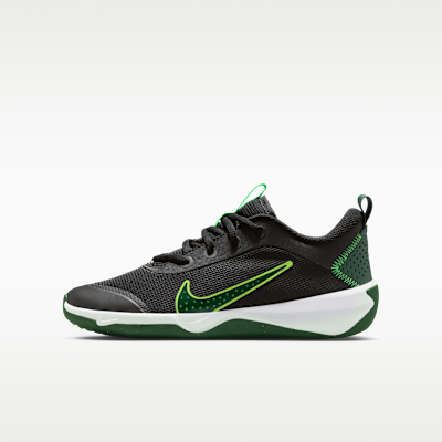 Nike Omni Multi-Court Big Kids' Indoor Court Shoes