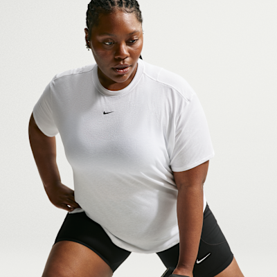 Nike One Relaxed Dri-FIT Kısa Kollu Kadın Üstü (Büyük Beden) görsel 3
