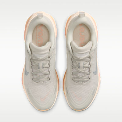 Nike Vomero Plus Kadın Yol Koşu Ayakkabısı görsel 4