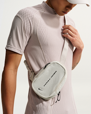 Женская сумка Nike Commute Nike Tech Crossbody Bag (1L)