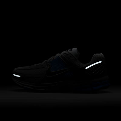 รองเท้าผู้ชาย Nike Zoom Vomero 5