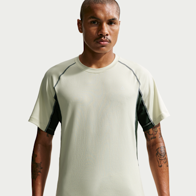 Nike ACG Wildsee Dri-FIT Kısa Kollu Erkek Üst İçliği