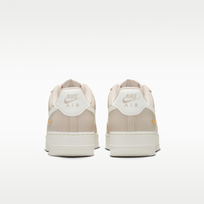 Nike Air Force 1 '07 Kadın Ayakkabısı görsel 6