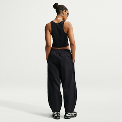 Nike Sportswear Sıkı Kesimli Kısaltılmış Kadın Atleti görsel 5