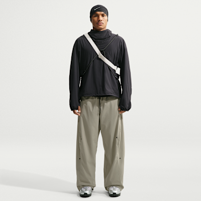 Light Army/Black