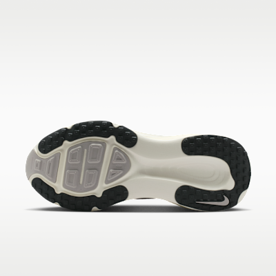 Nike Vomero 18 女款路跑鞋 (特寬)