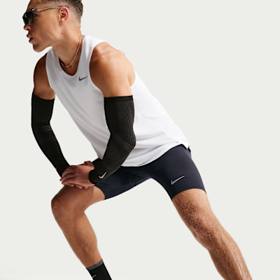 Nike Fast Dri-FIT Slip Astarlı Yarım Boy Erkek Koşu Taytı görsel 4