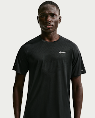 Мужские шорты Nike Stride Dri-FIT ADV Short-Sleeve Top для бега