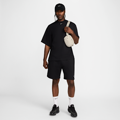 กระเป๋าพาดลำตัว Nike Aura (2 ล.)