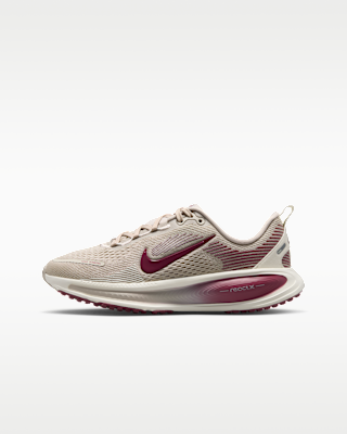 Детские кроссовки Nike Vomero 18 Big Kids' Road для бега