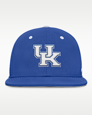 Мужская кепка Kentucky Dugout True Nike Dri-FIT College Fitted Hat