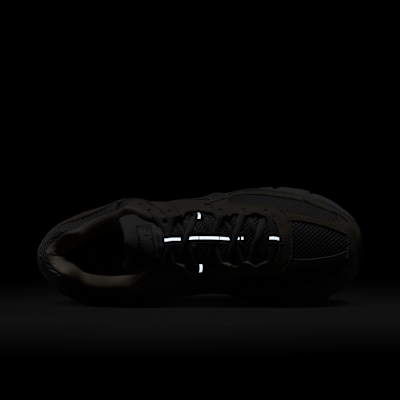 ナイキ ズーム ボメロ 5 メンズシューズ