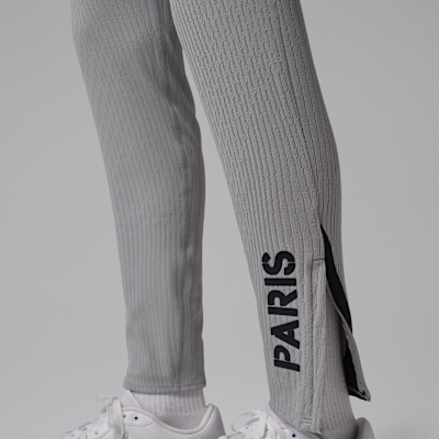Nike Paris Saint-Germain Strike Elite Dördüncü Jordan Dri-FIT ADV Erkek Futbol Eşofman Altı görsel 6