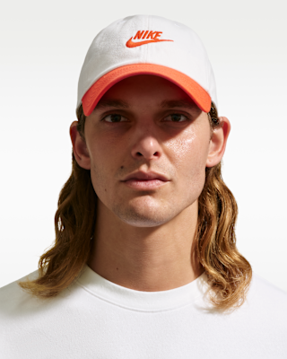 Женская кепка Nike Club Unstructured Futura Wash Cap