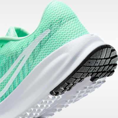Tenis de correr en pavimento para mujer Nike Run Defy