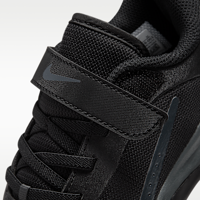 Nike Omni Multi-Court Younger Kids' Shoes