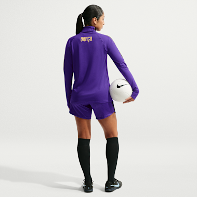 Nike FC Barcelona Strike Deplasman Kobe Dri-FIT Örgü Kadın Futbol Antrenman Üstü görsel 5