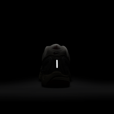 รองเท้าผู้หญิง Nike Air Pegasus 2005