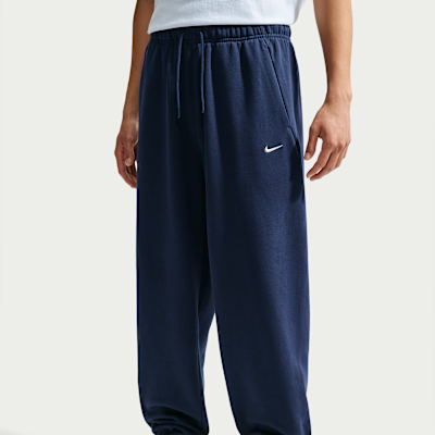 Nike Solo Fleece Dar Paçalı Erkek Eşofman Altı görsel 2