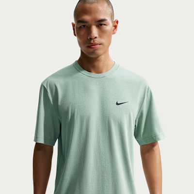 Nike Dri-FIT UV Hyverse เสื้อฟิตเนสแขนสั้นผู้ชาย