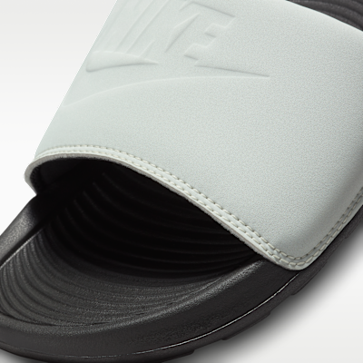 Nike Victori One 男款拖鞋