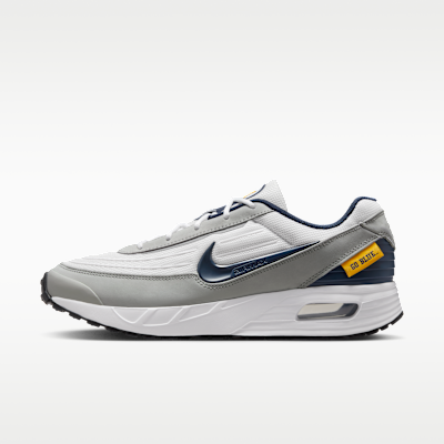 Tenis para hombre Nike College Air Max Verse (Michigan)