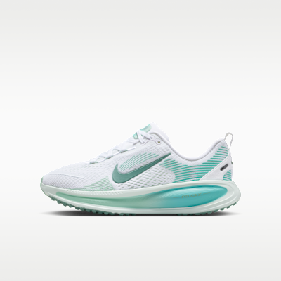 Nike Vomero 18 Older Kids' Road Running Shoes