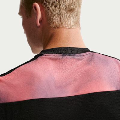 Nike Academy+ Dri-FIT Kısa Kollu Erkek Futbol Üstü görsel 2