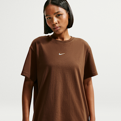 Nike Sportswear Classic Bol Kadın Tişörtü