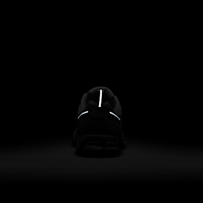 Nike Vomero 5 大童反光裝飾鞋款