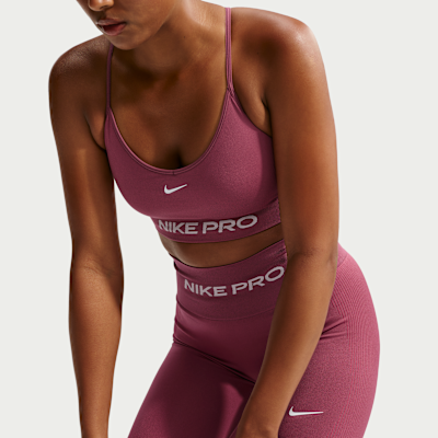 Nike Pro Seamless Hafif Destekli Pedli Kadın Spor Sütyeni görsel 3