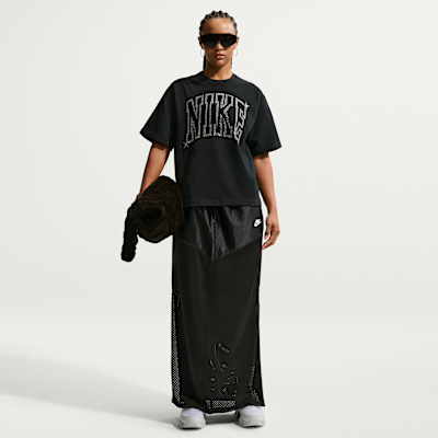 Black/Sail