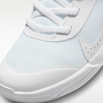 Nike Omni Multi-Court Younger Kids' Shoes