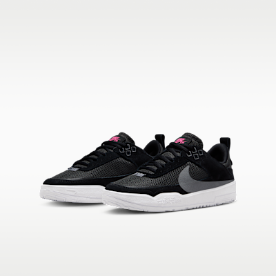 Nike SB Day One Big Kids' Skate Shoes