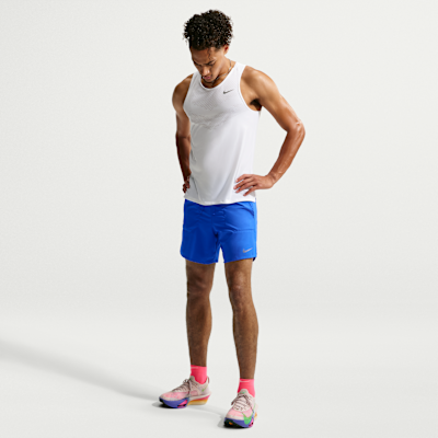 Nike Stride Dri-FIT 18 cm 2'si 1 Arada Erkek Koşu Şortu